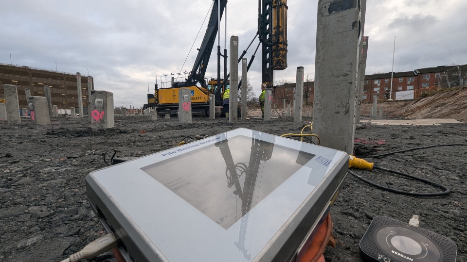 Pile driving analysis